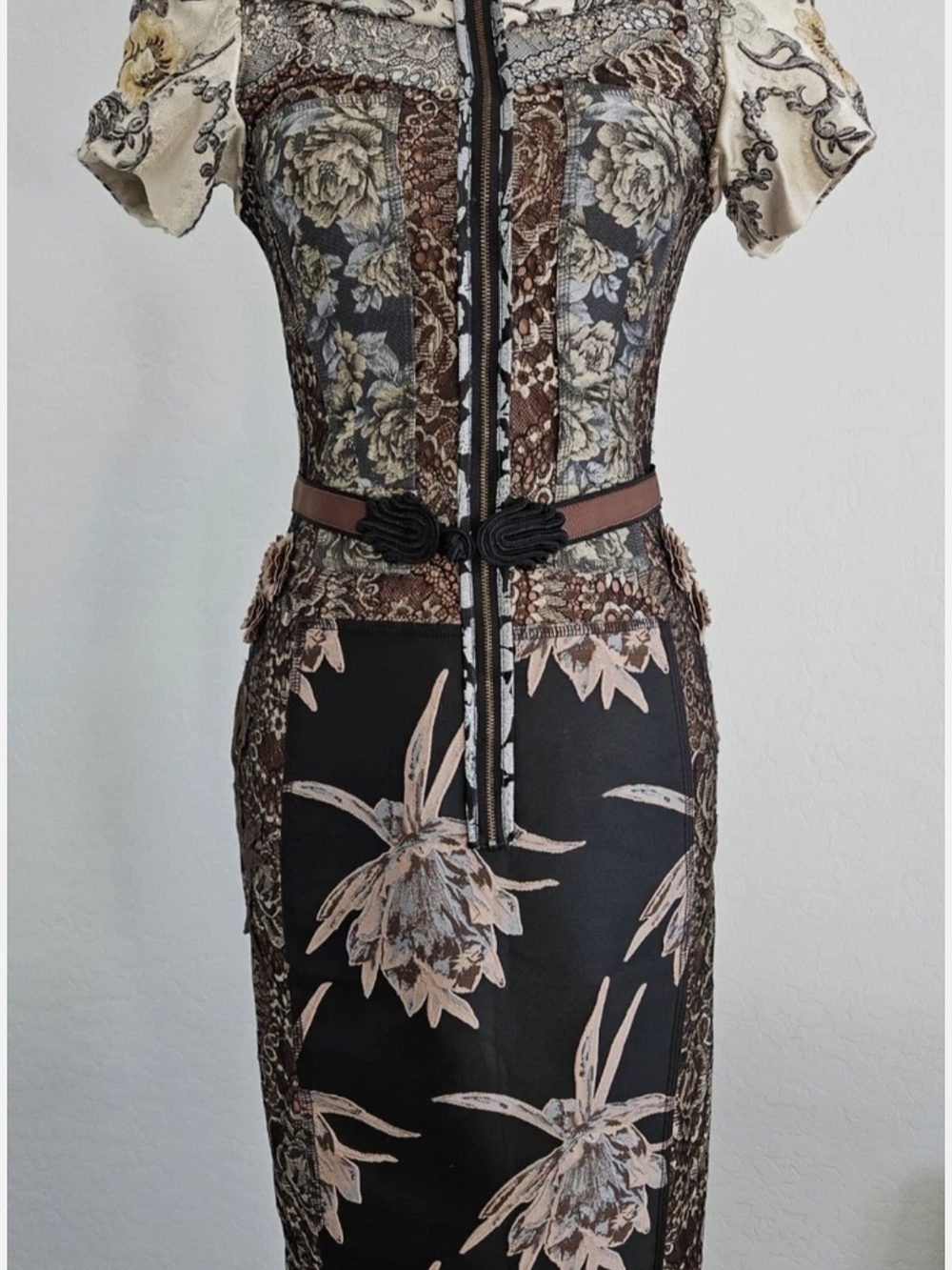 Floral177. Bequile Byron Lars Embroider Br Print Sheath Dress in Black and Beige